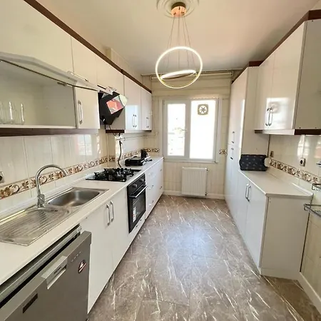 Cihangir Ekinci Plaza Apartman Isztambul